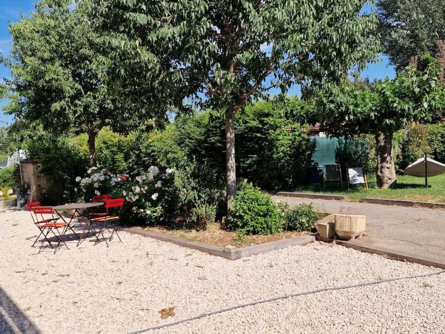 St Remy De Provence, La Maison Du Berger Saint-Andiol Экстерьер фото